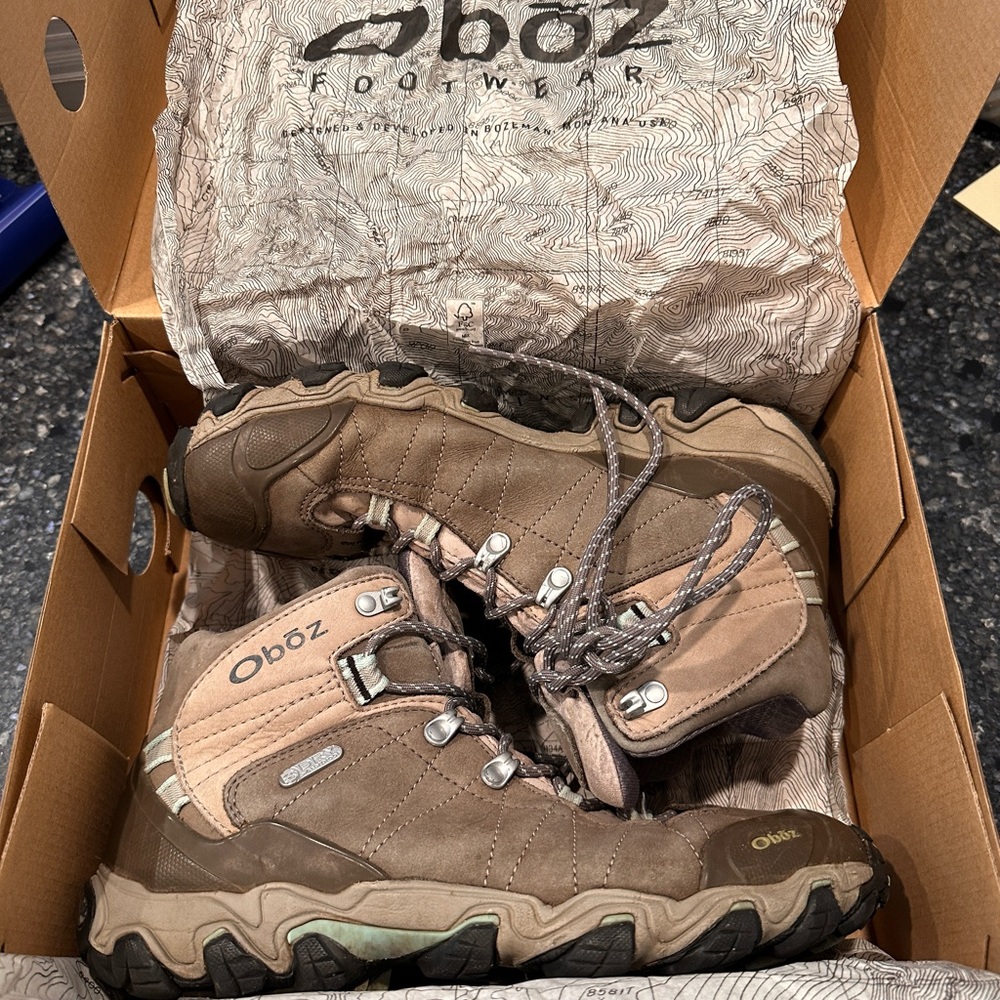 Oboz Women’s Bridger waterproof Mid Hiking Boot